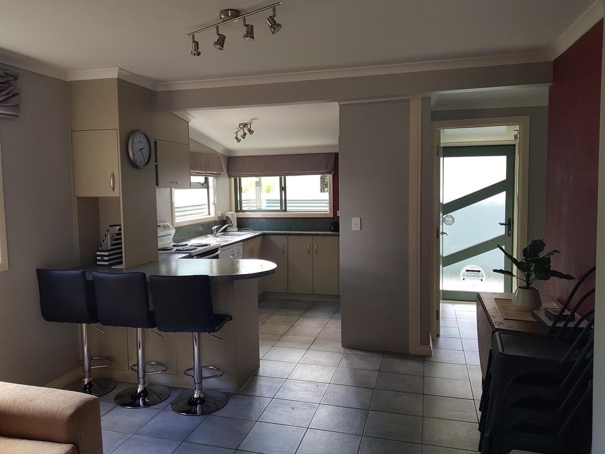 Central Taupo Townhouse Esterno foto